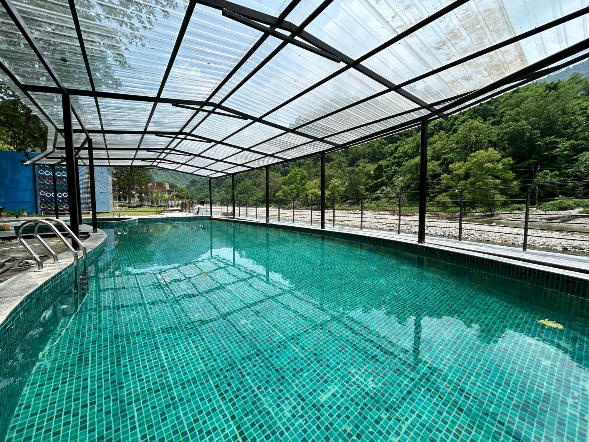 Dls Divine River Resort And Spa, Рішикеш Екстер'єр фото