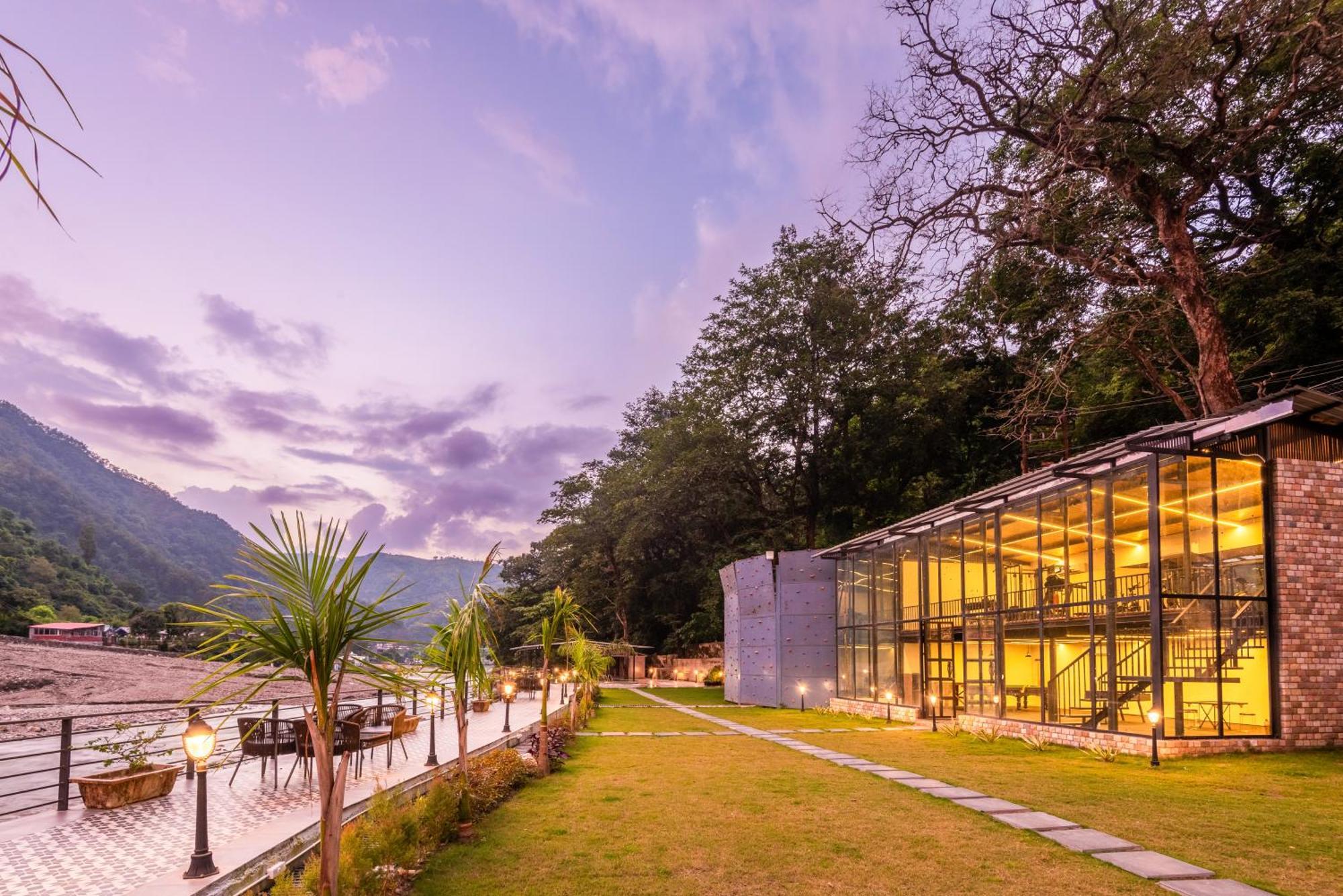 Dls Divine River Resort And Spa, Рішикеш Екстер'єр фото
