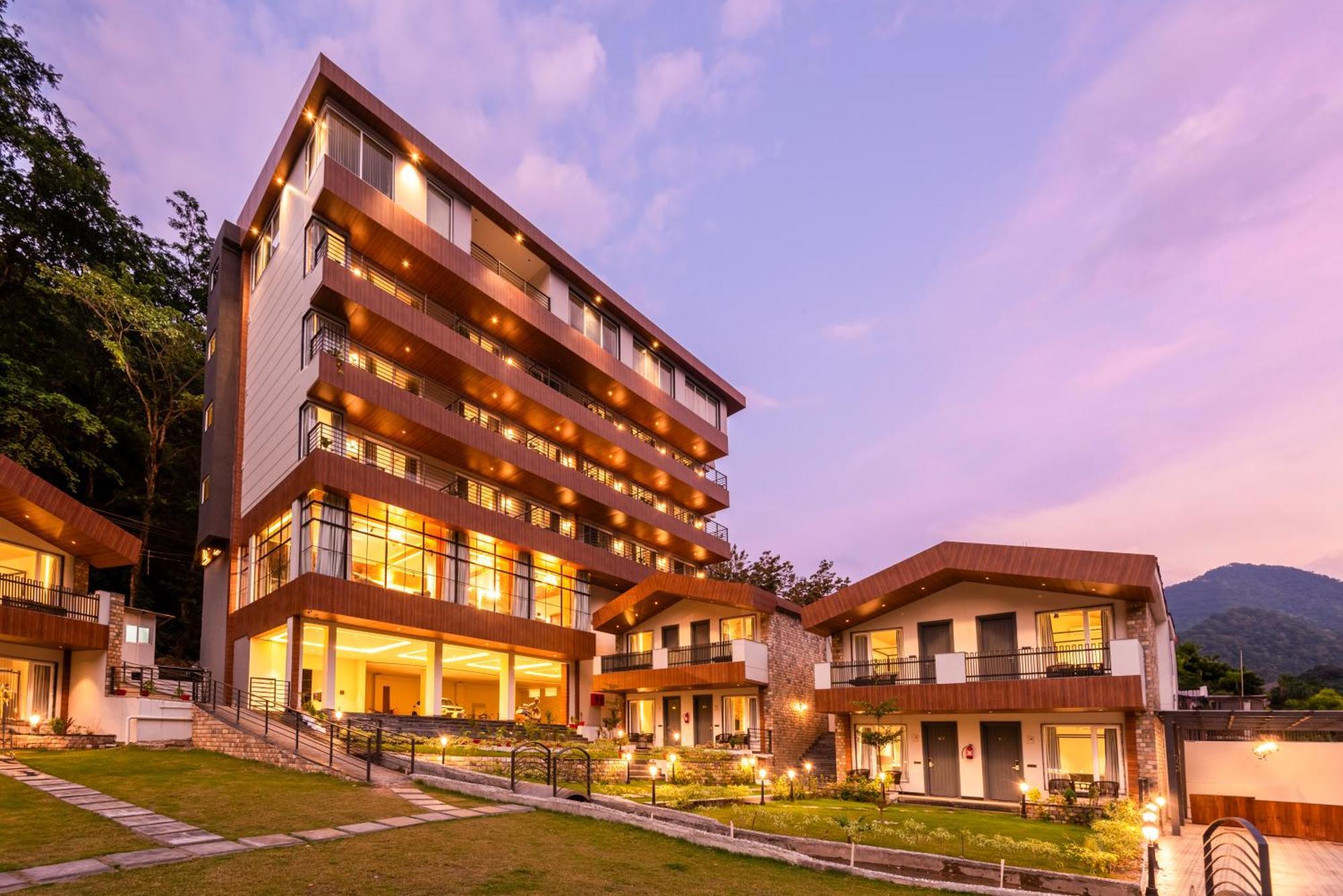Dls Divine River Resort And Spa, Рішикеш Екстер'єр фото