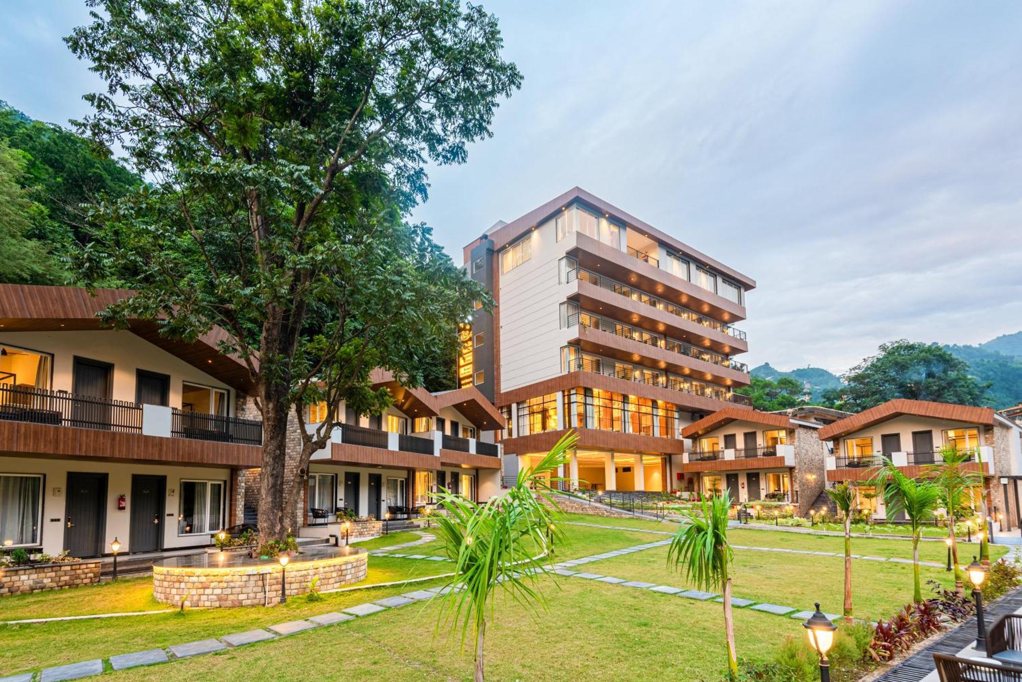 Dls Divine River Resort And Spa, Рішикеш Екстер'єр фото